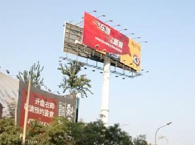 剑阁户外广告怎么做才能让人一眼记住？